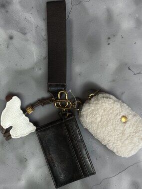 NWT Steve Madden Wristlet Set – Leather Cardholder, Sherpa Coin Purse, & Sheep